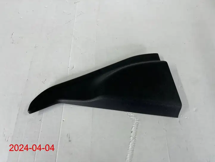 Nissan Juke I F15 (2010 - 2018) 82292-1KA0A Прочие детали салона — фото 1