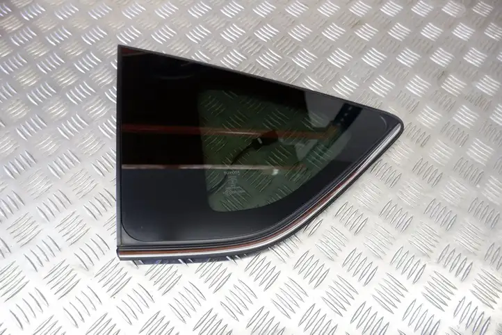 Toyota RAV 4 (XA40) (2012 - 2018) 6272042350 Заднее боковое стекло — фото 1