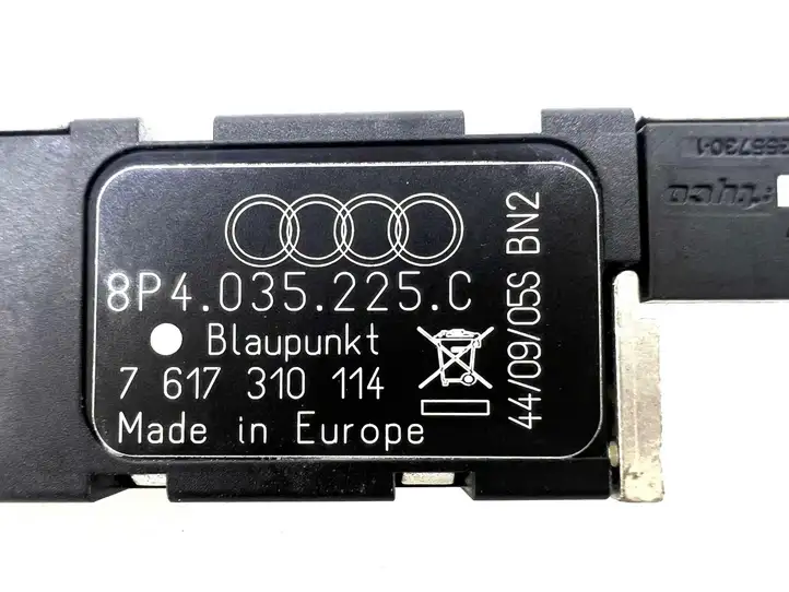 Audi A3/S3 8P (2008 - 2013) 8P4035225C Усилитель антенны — фото 7