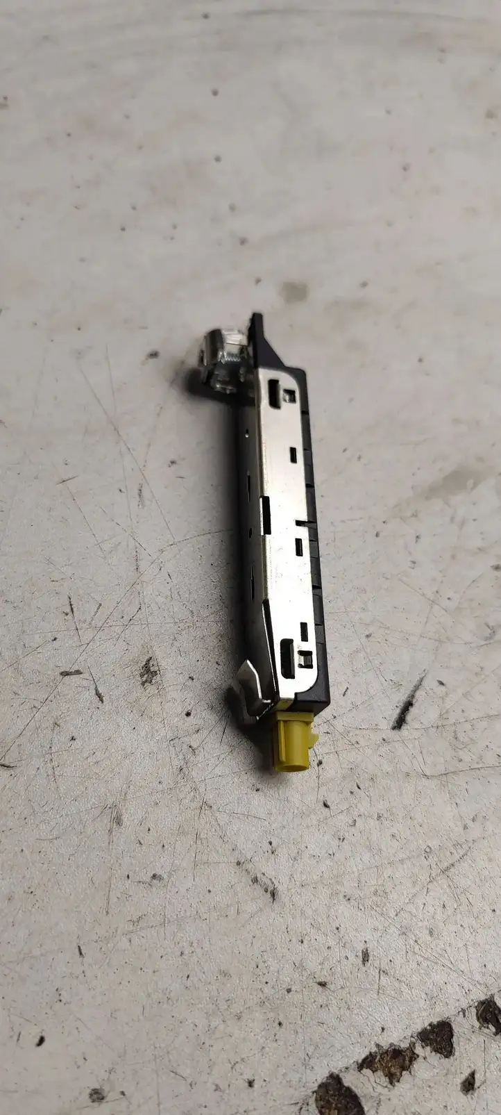 Volkswagen PASSAT B8 (2015 - )  3g9035577 Усилитель антенны