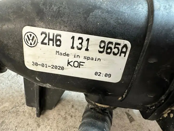 Volkswagen Amarok (2016 - 2023) 2H6131965A Заливная трубка AdBlue — фото 5