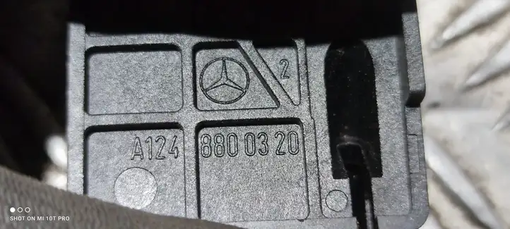Mercedes-Benz CLS C218,X218 (2011 - 2017) A1248800320 Прочие детали салона — фото 2