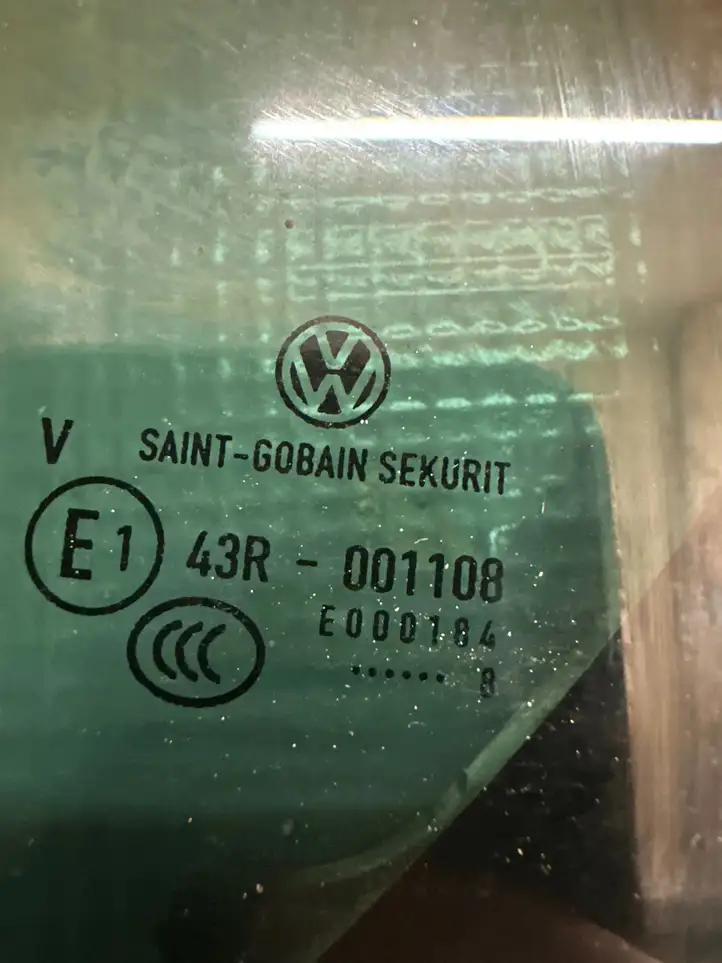 Volkswagen e-Golf (2017 - ) 43R001108 Стекло задней двери — фото 3
