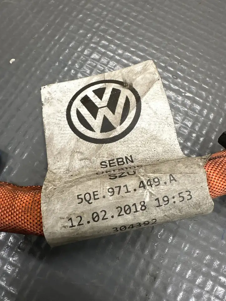 Volkswagen e-Golf (2017 - ) 5QE971449A Кабель для зарядки электромобилей — фото 4