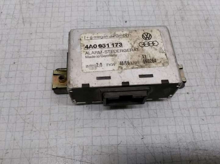 4A0951173 Audi A6 S6 C4 4A Signalizacijos valdymo blokas