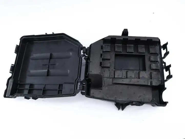 Audi A8 (2005 - 2007)  4E0937587 Другая деталь салона