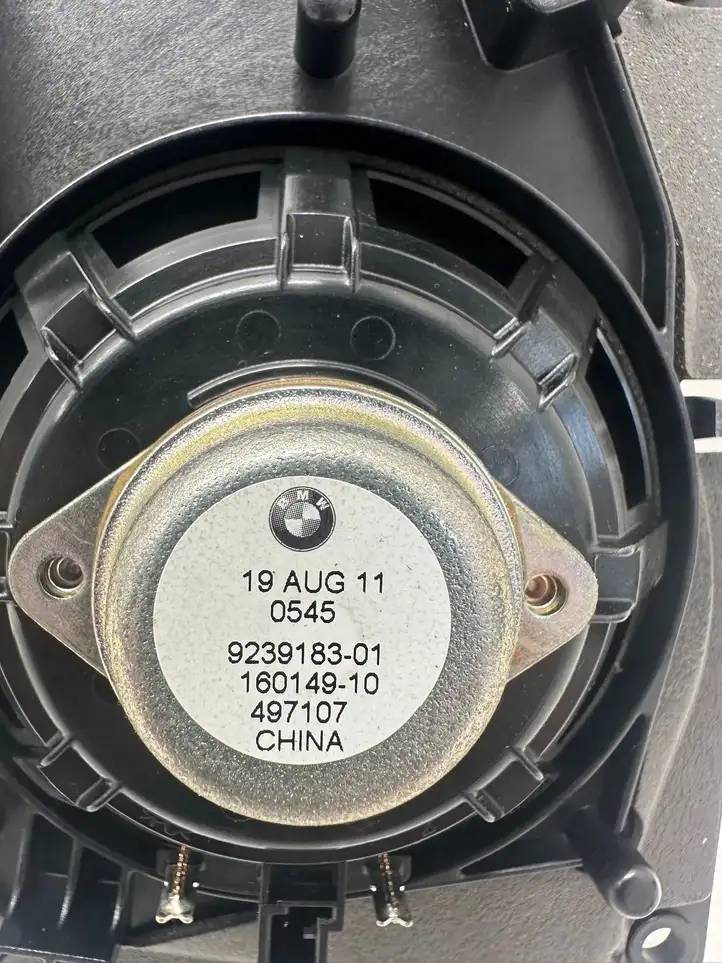 BMW 5 F10 F11 (2009 - 2016) 9239183 Динамики задней полки — фото 6