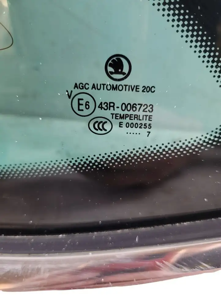 Skoda Superb B8 (3V) (2015 - 2023) 3V9845297L Заднее боковое стекло — фото 5