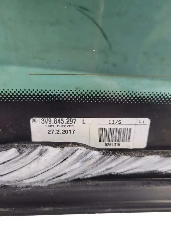 Skoda Superb B8 (3V) (2015 - 2023) 3V9845297L Заднее боковое стекло — фото 6