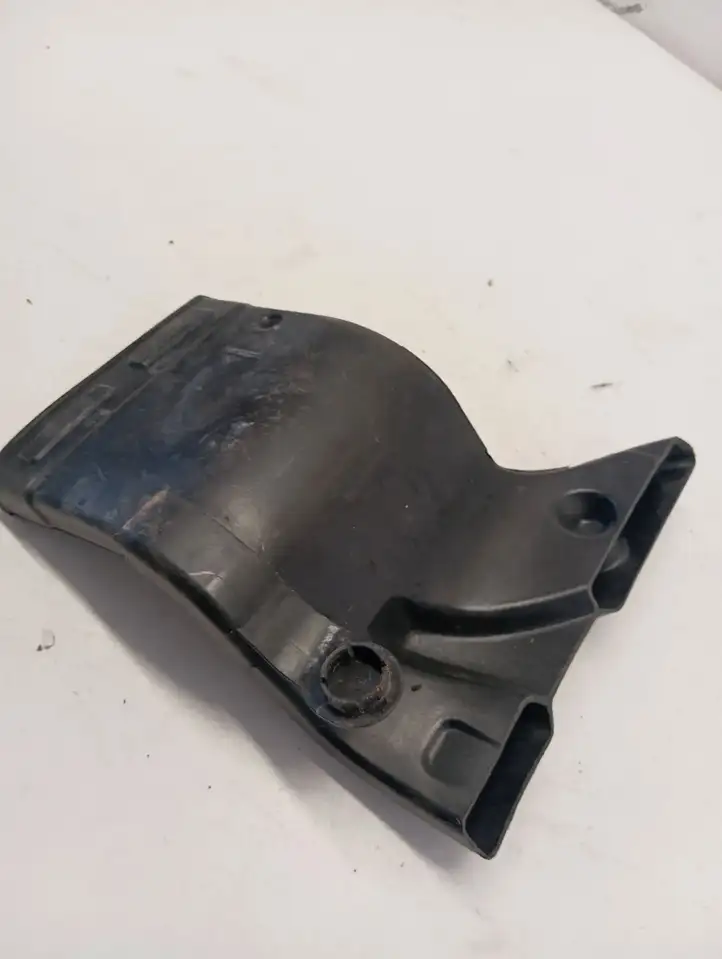 Volkswagen Caddy (2004 - 2010)   Другая деталь салона