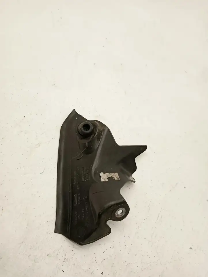 Mercedes-Benz GLE W166/C292 (2015 - 2019) A1666900307 Прочие детали моторного отсека — фото 2
