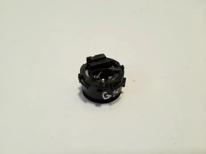 Opel Grandland X (2017 - ) 9818149380 Твитер задних дверей — фото 2