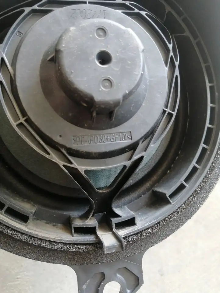 Toyota Yaris (2014 - 2019) 861600D370 Динамики задних дверей — фото 2
