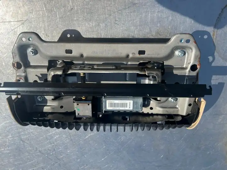 Audi A8 S8 D4 4H (2010 - 2014) 4H0881057A Прочие детали салона — фото 1