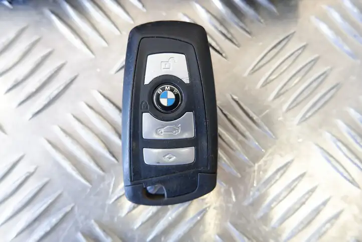 BMW 5 F10 F11 (2009 - 2016) 8513250 Комплект системы зажигания — фото 5