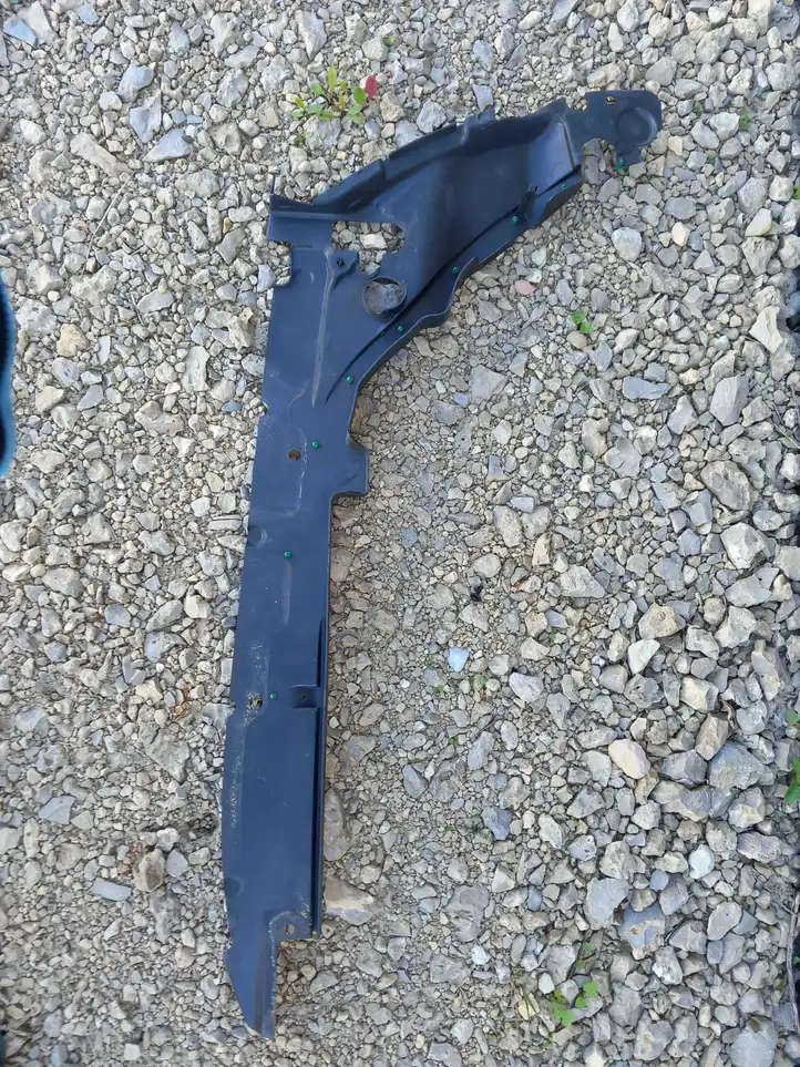 Jeep Cherokee (2017 - 2022)  68194236AB Другая внешняя деталь