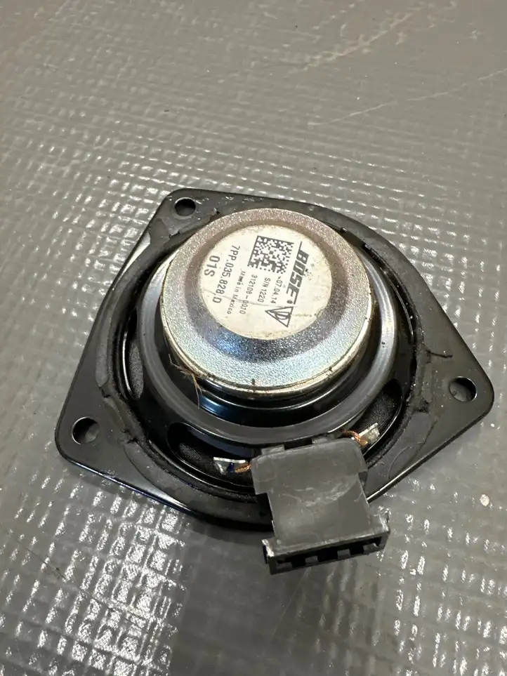 Porsche Cayenne (92A) (2011 - 2017)  7PP035828D Громкоговоритель (громкоговорители) в передних дверях