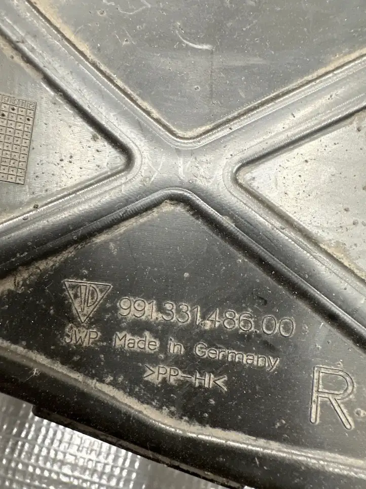 Porsche 911 991 (2011 - 2019) 99133148600 Прочие внешние детали — фото 3