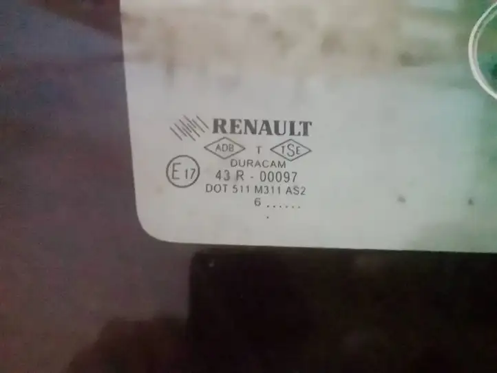 Renault Clio IV (2012 - 2019) Заднее боковое стекло — фото 2