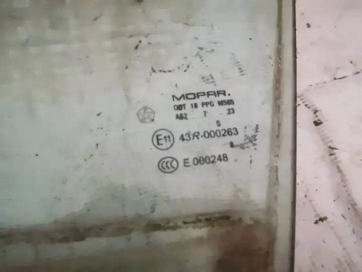 Chrysler Sebring (ST-22 - JR) (2000 - 2007)   Основное стекло передних дверей (четырехдверного автомобиля)