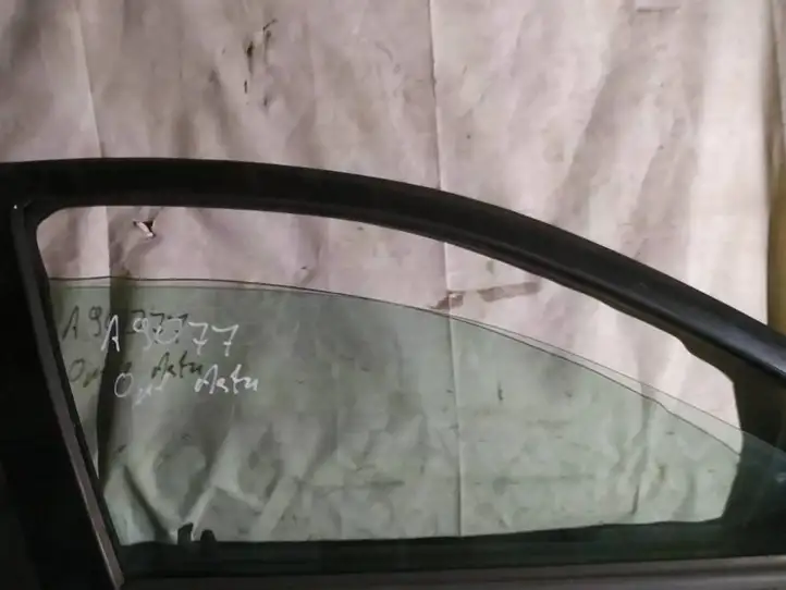 Opel Astra (1998 - 2004)   Основное стекло передних дверей (четырехдверного автомобиля)