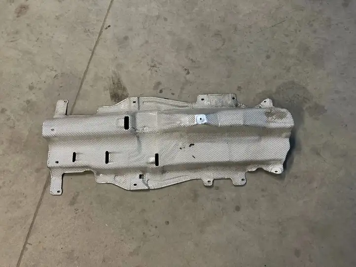 BMW X1 U11 (2022 - ) 8498376 Теплоизоляция (теплозащита) — фото 1