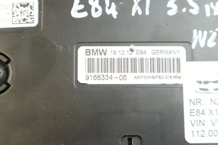 BMW X1 E84 (2009 - 2015) 9168334 Усилитель антенны — фото 1