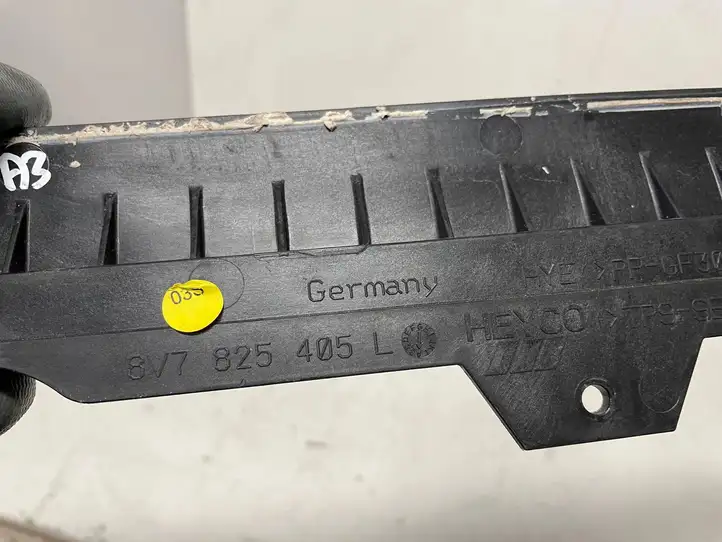Audi A3/S3 8V (2012 - 2016) 8V7825405 Прочие внешние детали — фото 1