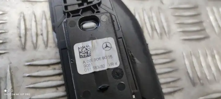 Mercedes-Benz C W205 (2014 - 2021) A0009069005 Прочие детали салона — фото 2