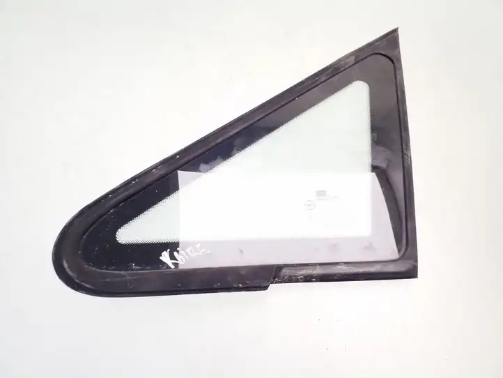 Hyundai Trajet (2000 - 2004) 43R00107 Треугольное стекло кузова — фото 1