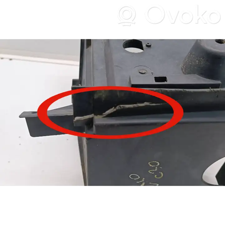 Volvo C30 (2007 - 2010) 30667941 Ящик аккумулятора — фото 5