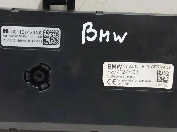 BMW X3 F25 (2010 - 2017) 9267127 Усилитель антенны — фото 5
