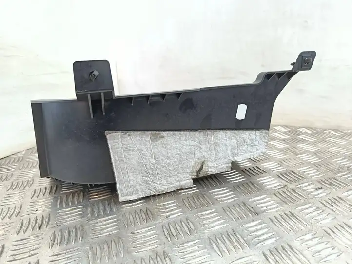 BMW 3 E90 E91 (2005 - 2012) 7068890 Крышка ящика аккумулятора — фото 4
