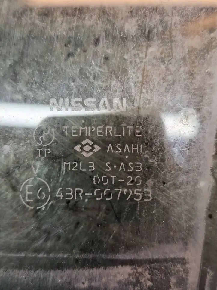 Nissan X-Trail T31 (2007 - 2014) 43R007953 Стекло задней двери — фото 3