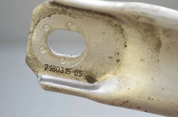 BMW 6 F06 Gran coupe (2012 - 2018)  7180315 Другая деталь отсека двигателя