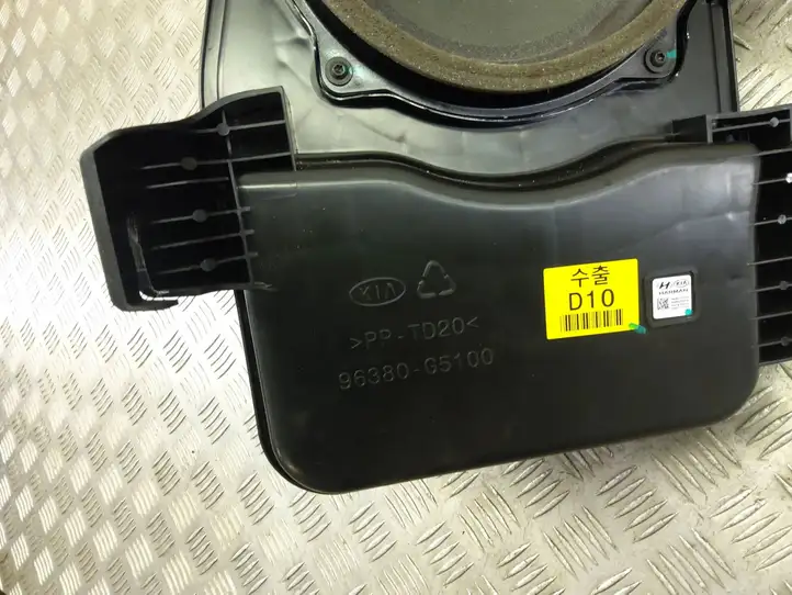 Kia Niro (2016 - ) 96380-G5100 Сабвуфер — фото 9