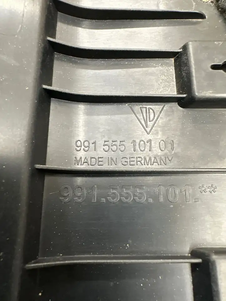 Porsche 911 991 (2011 - 2019) 99155510101 Прочие внешние детали — фото 3