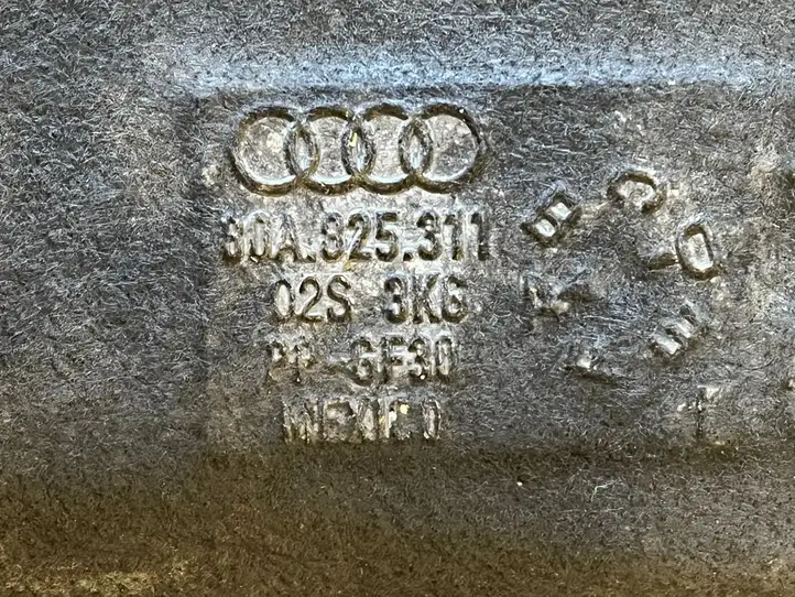 Audi Q5 SQ5 (2017 - ) 80A825311 Прочие детали днища — фото 3