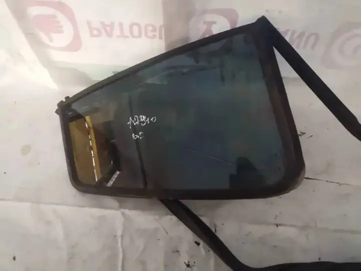 Toyota Corolla Verso AR10 (2004 - 2009) Заднее боковое стекло — фото 1