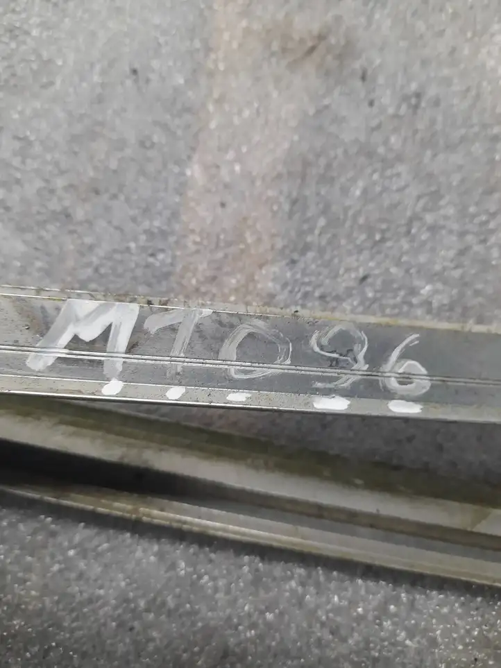 Mercedes-Benz C W204 (2007 - 2014) A2046706312 Заднее боковое стекло — фото 3