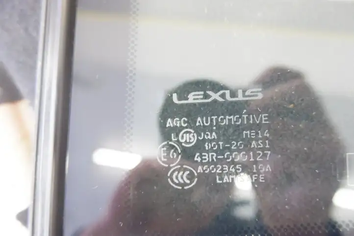 Lexus LS 460 - 600H (2006 - 2009) 6801250030 Заднее боковое стекло — фото 2