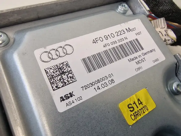 Audi A6 S6 C6 4F (2008 - 2011) 4F0910223M Усилитель звука — фото 4
