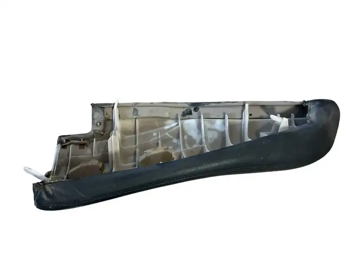 Toyota Avensis T250 (2006 - 2009) 7125405080 Прочие детали салона — фото 2
