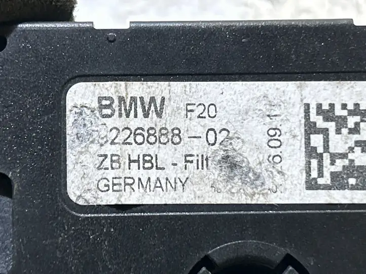 BMW 1 F20 F21 (2011 - 2019) 9226888 Фильтр антенны — фото 3