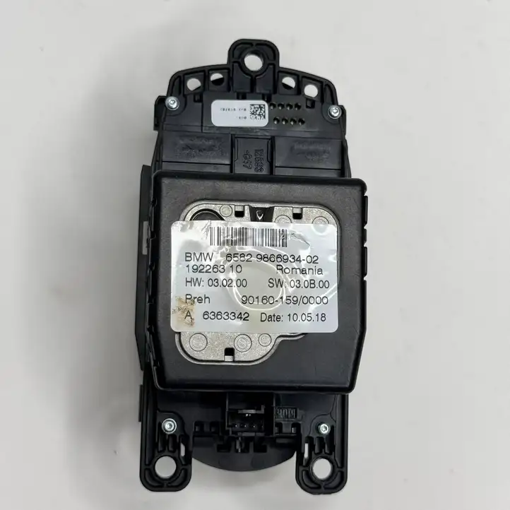 Mini One Cooper F56 F55 (2012 - 2022) 5a5ef20 Магнитола / мультимедийная система — фото 10