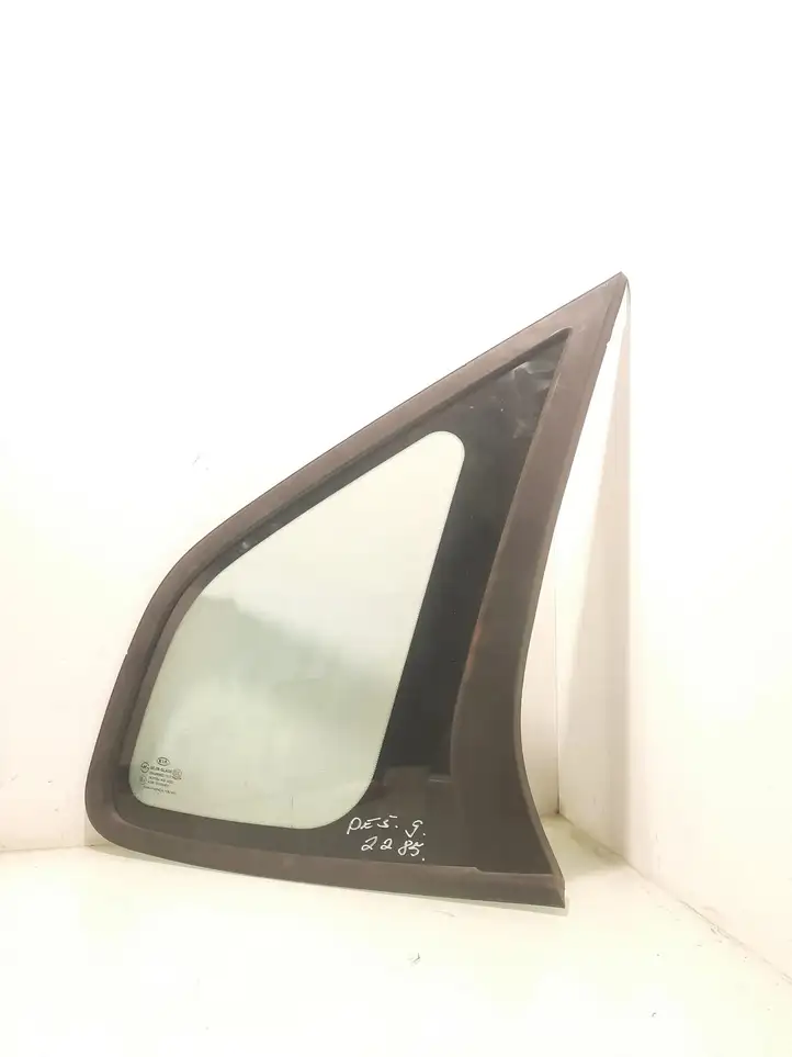 Kia Carens (2006 - 2012)  AS2 Заднее боковое стекло кузова