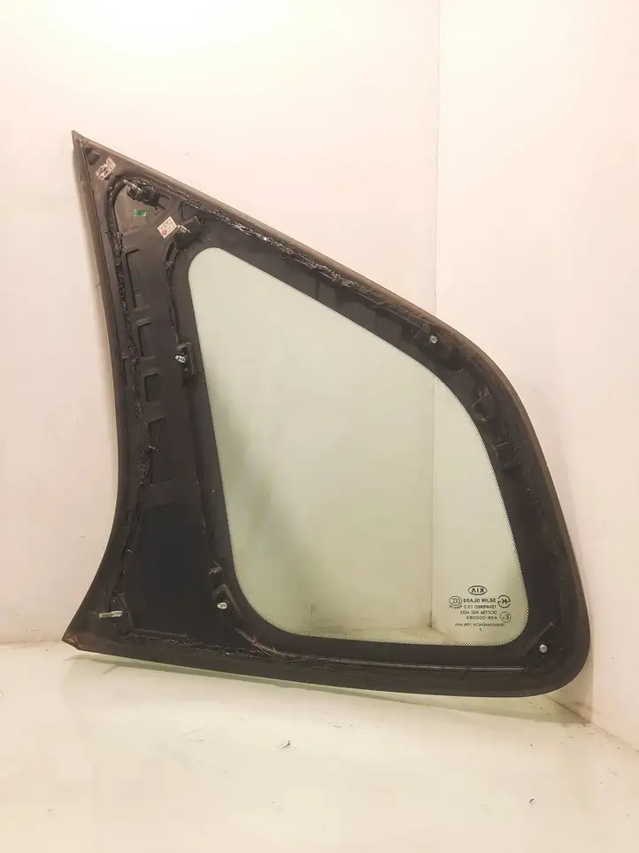 Kia Carens (2006 - 2012)  AS2 Заднее боковое стекло кузова