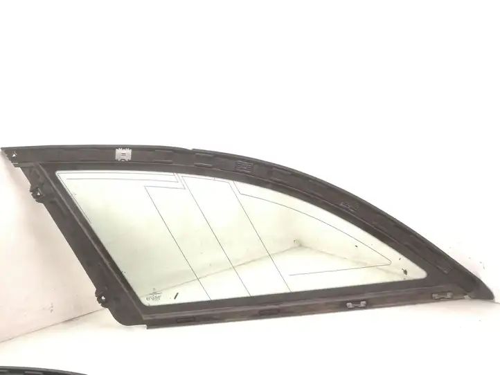 Mercedes-Benz E W211 (2002 - 2009) A2116701512 Заднее боковое стекло — фото 1