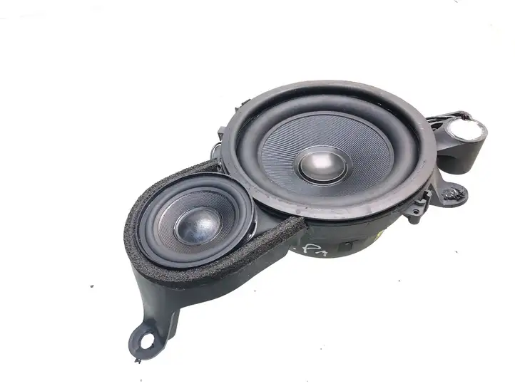 Volvo XC90 (2002 - 2006)  30657757 Громкоговоритель (громкоговорители) в передних дверях