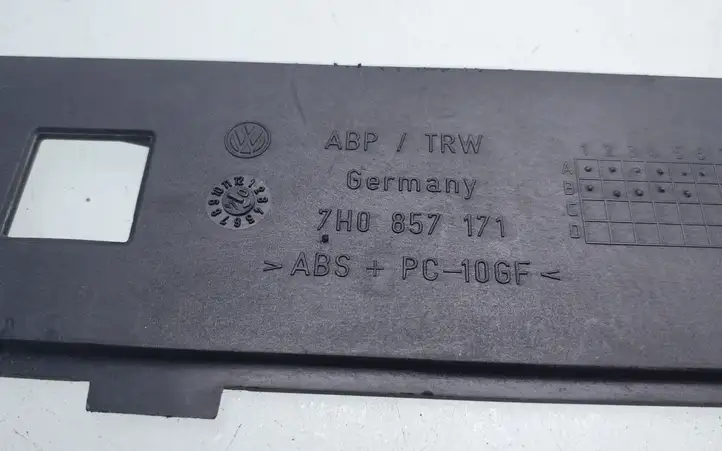 Volkswagen Transporter-Caravelle (2003 - 2009)  7H0857171 Другая деталь салона